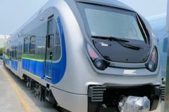 Die ersten zwei von achtundzwanzig Zügen sind eingetroffen