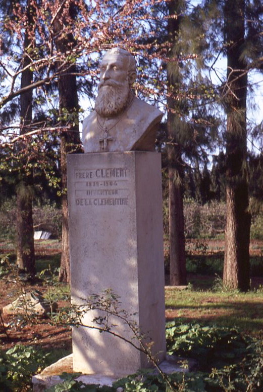 Bruder Clement, Entdecker der Clementine - Grabstein des Mönchs Bruder Clement in Misserghin (Oran, Algerien)