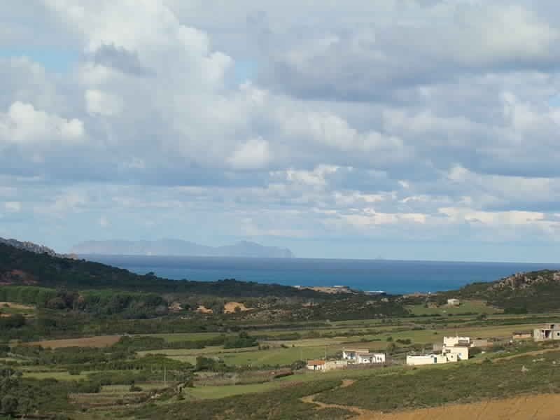 Die Galite-Inseln vom Cap Serrat aus gesehen