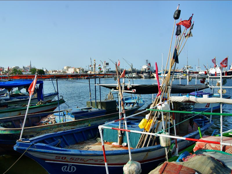 Fischerboote im Hafen von Sousse