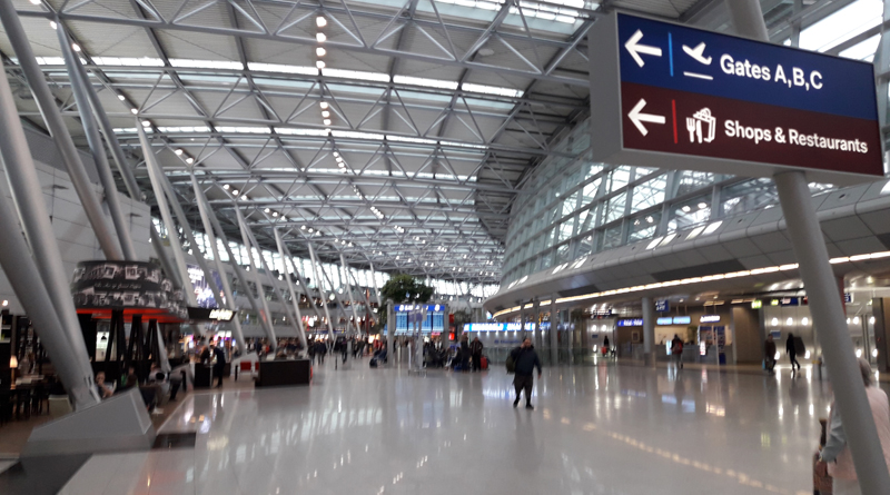 unterbesetzer Flughafen Düsseldorf Abflug