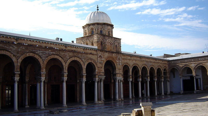 Innenhof der Ez-Zitouna Moscheen