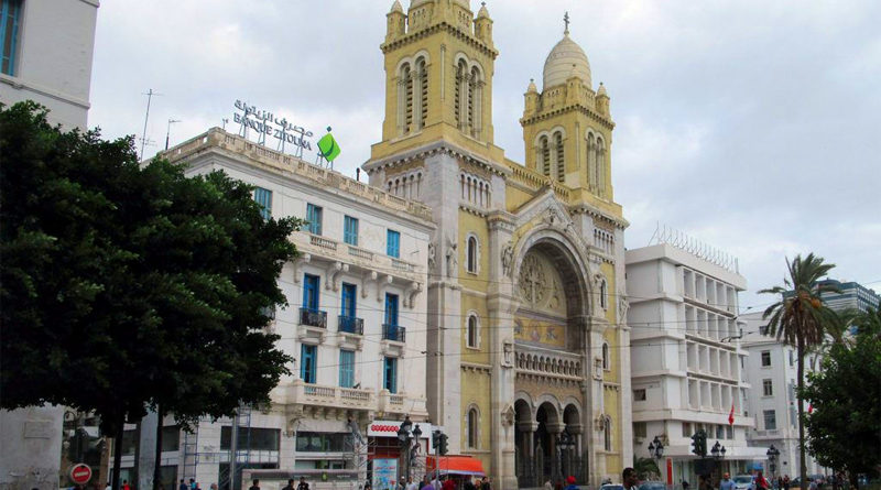 Kathedrale Saint Vincent de Paul - Von David Stanley from Nanaimo, Canada - Tunis Cathedral, CC BY 2.0, https://commons.wikimedia.org/w/index.php?curid=65171031