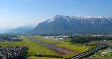Flughafen Salzburg (SZG) - Bild: Von SZGwebmaster - Eigenes Werk, CC BY-SA 4.0, https://commons.wikimedia.org/w/index.php?curid=82094176
