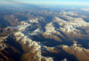 Titelbild: Luftaufnahme Alpen: Im Oktober sind die Gipfel der Alpen bereits schneebedeckt. Hannibal überquerte die Gebirge vermutlich zu dieser Jahreszeit. Quelle: Fritz Vollrath